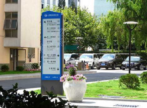 龙岩哪些因素影响宣传栏的制作？